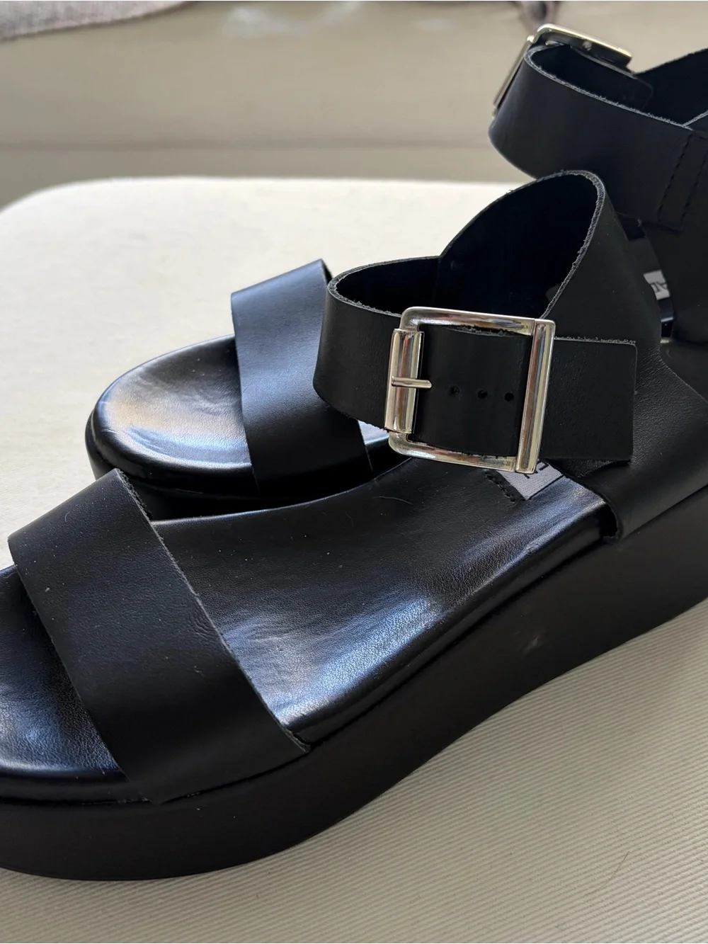 Steve Madden Made in Italy Genuine Leather Platform Sandals Size 8